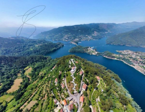 Casa de Casarelhos - Estúdio com AC e AL com lareira - Gerês
